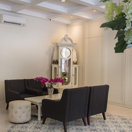 Amalfi Hotel Seminyak Dış mekan fotoğraf