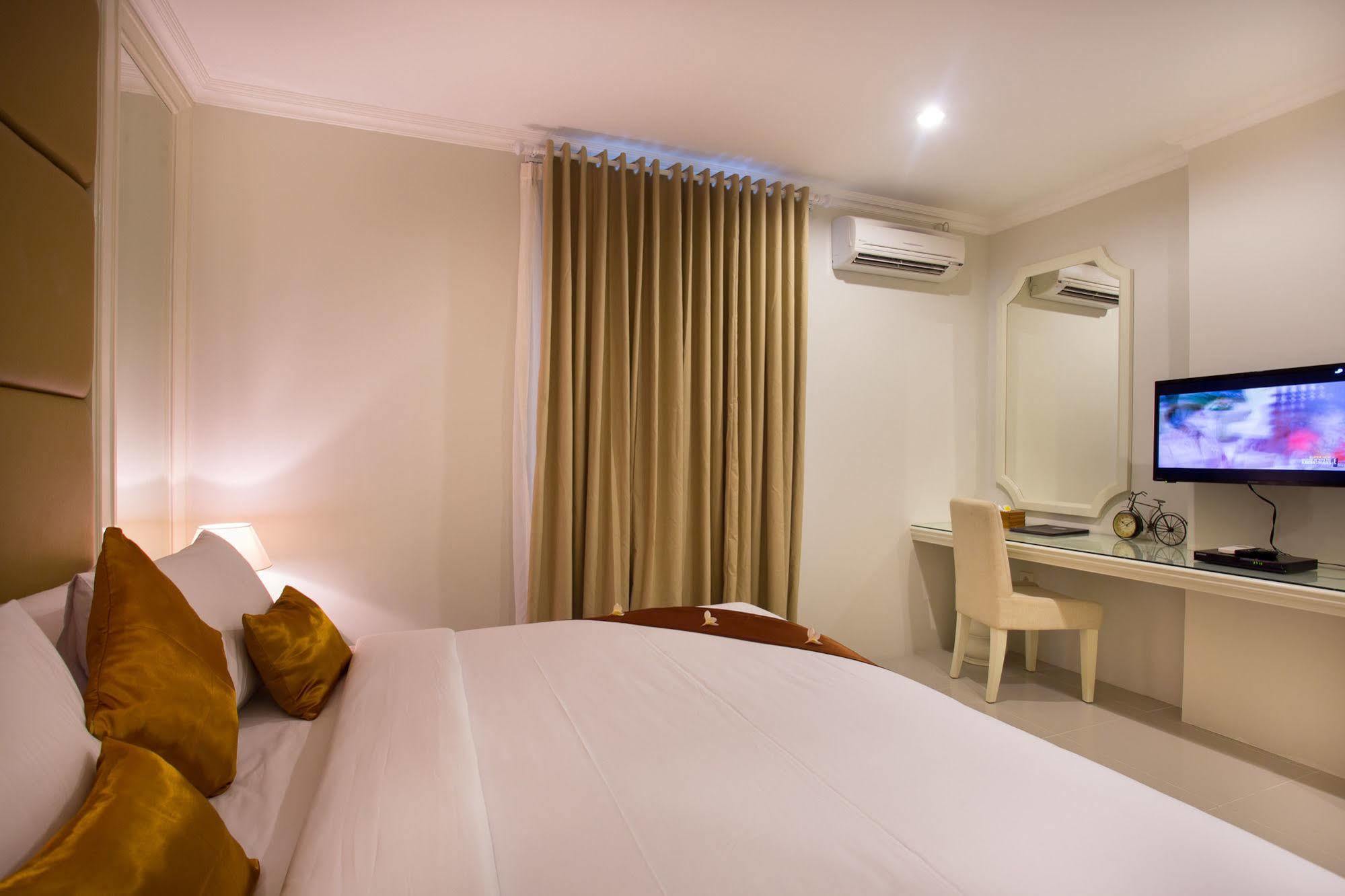 Amalfi Hotel Seminyak Dış mekan fotoğraf