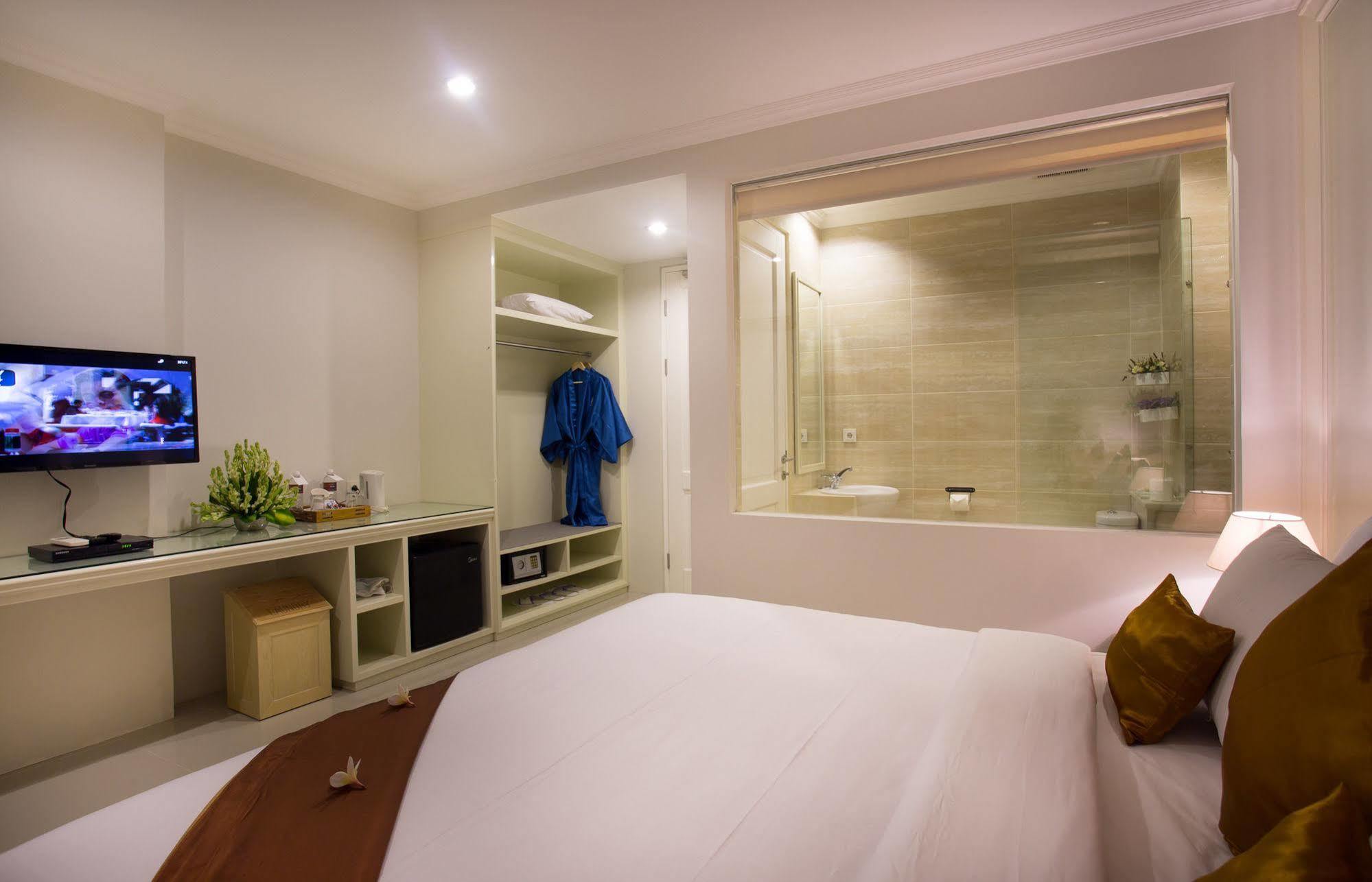 Amalfi Hotel Seminyak Dış mekan fotoğraf